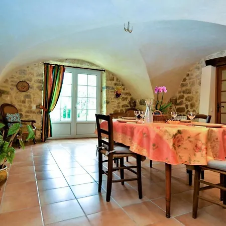 Holiday home Mas Chazel