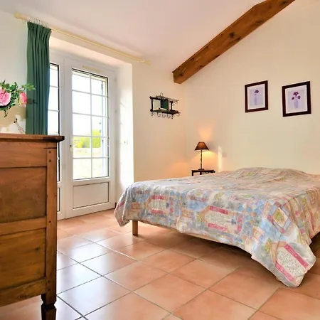 Holiday home Mas Chazel